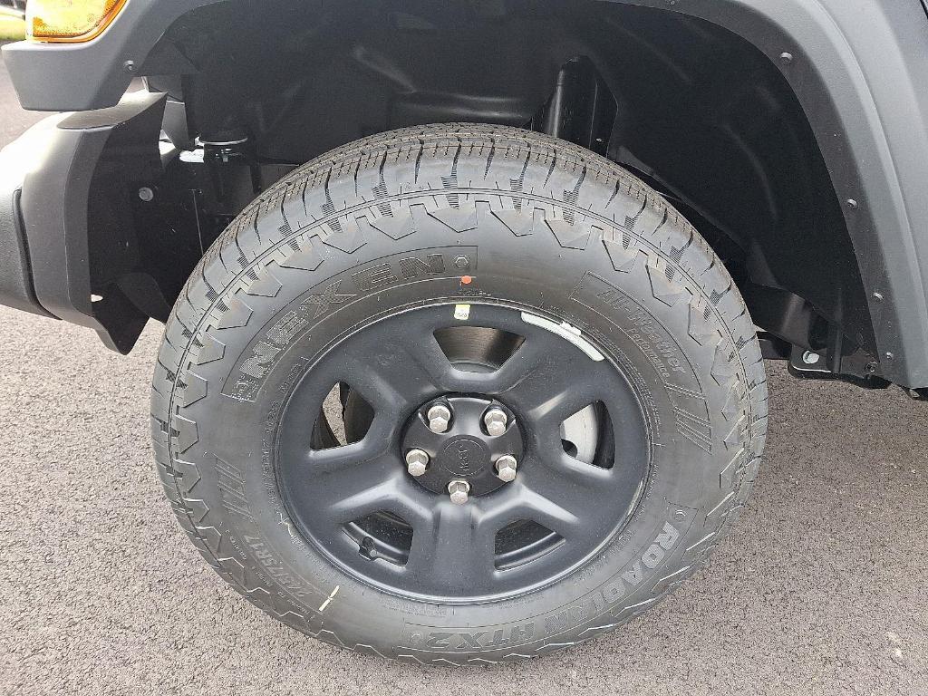 new 2026 Jeep Wrangler car, priced at $39,245
