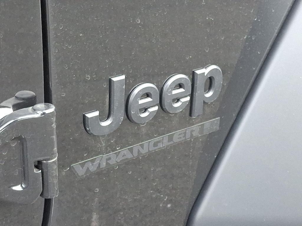 new 2026 Jeep Wrangler car, priced at $39,245