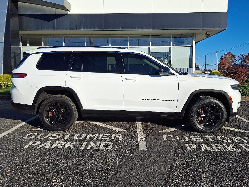 used 2021 Jeep Grand Cherokee L car, priced at $25,736