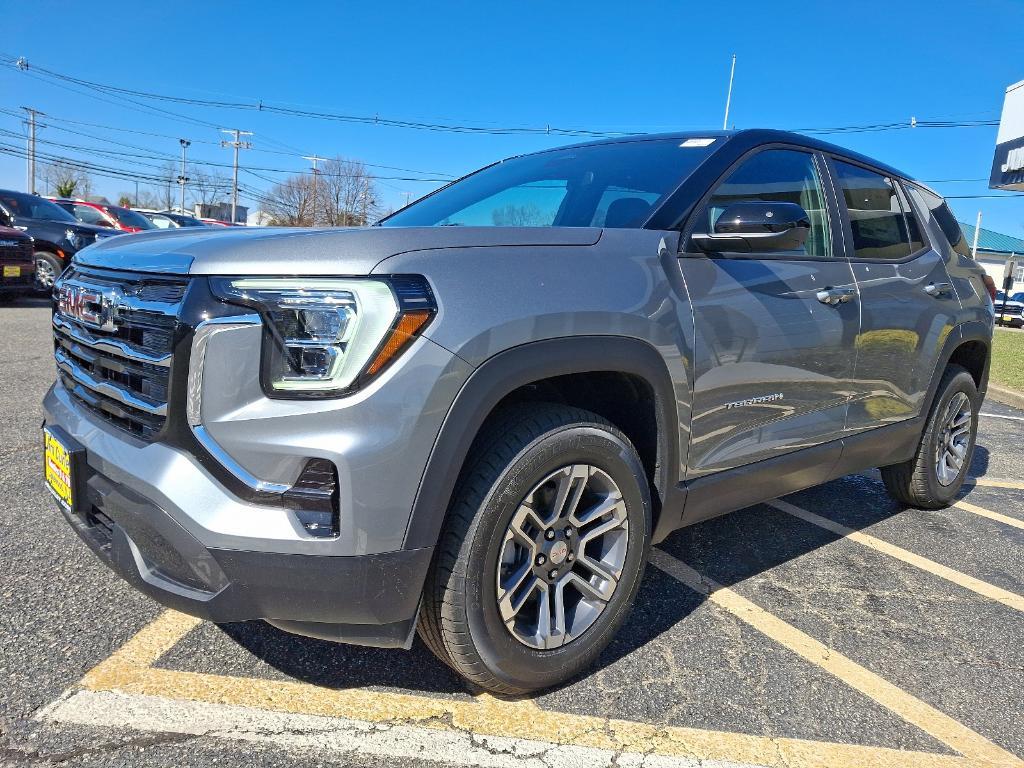 new 2025 GMC Terrain car, priced at $34,385