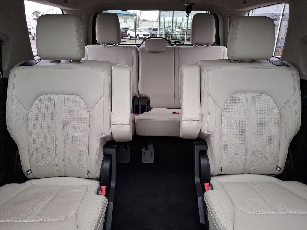 used 2020 Ford Expedition car, priced at $38,440