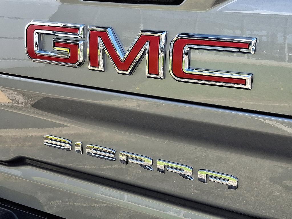 new 2025 GMC Sierra 2500 car, priced at $72,585