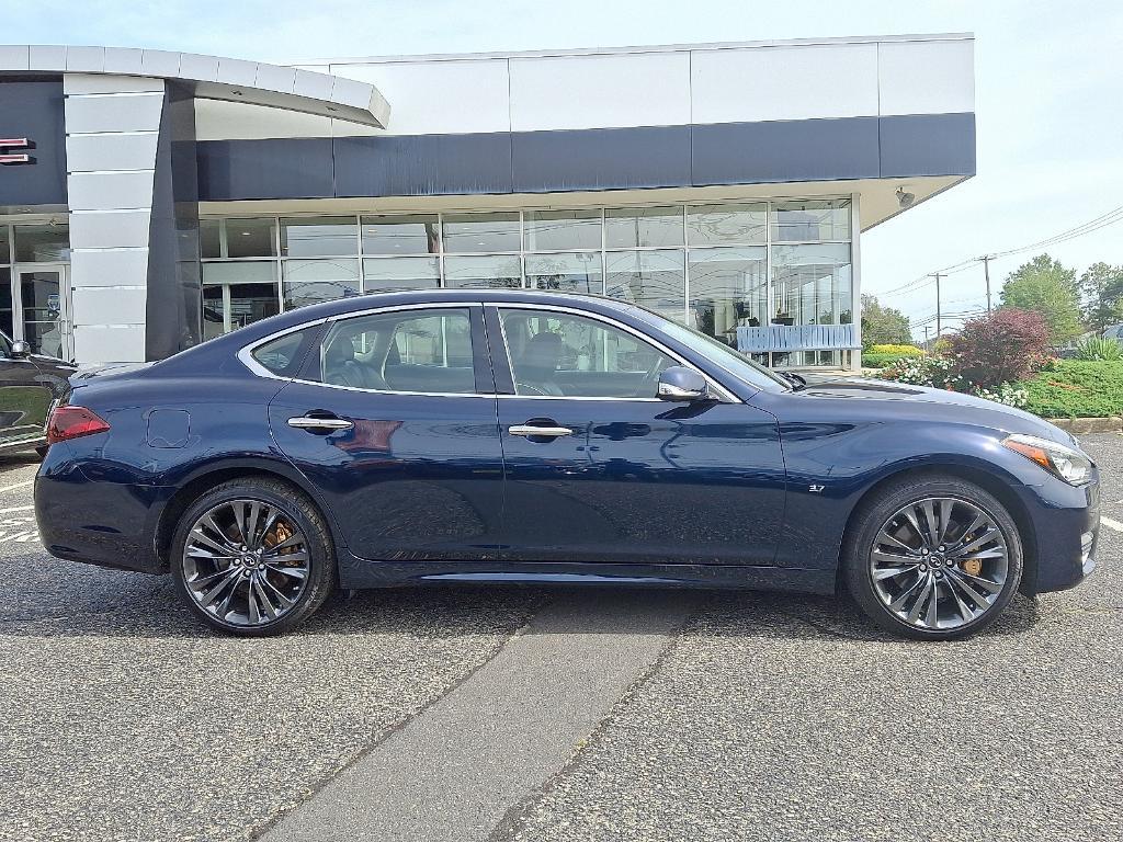 used 2016 INFINITI Q70 car, priced at $16,635