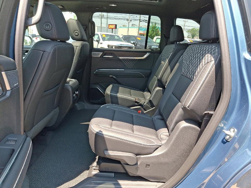 new 2025 GMC Acadia car, priced at $60,413