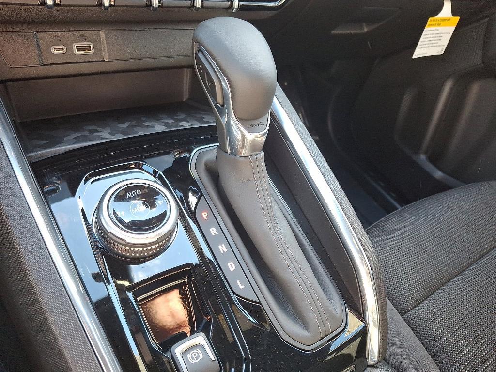 new 2026 GMC Canyon car, priced at $43,894