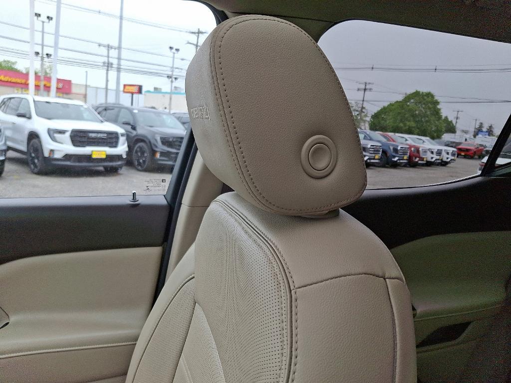 used 2018 GMC Acadia car, priced at $21,112