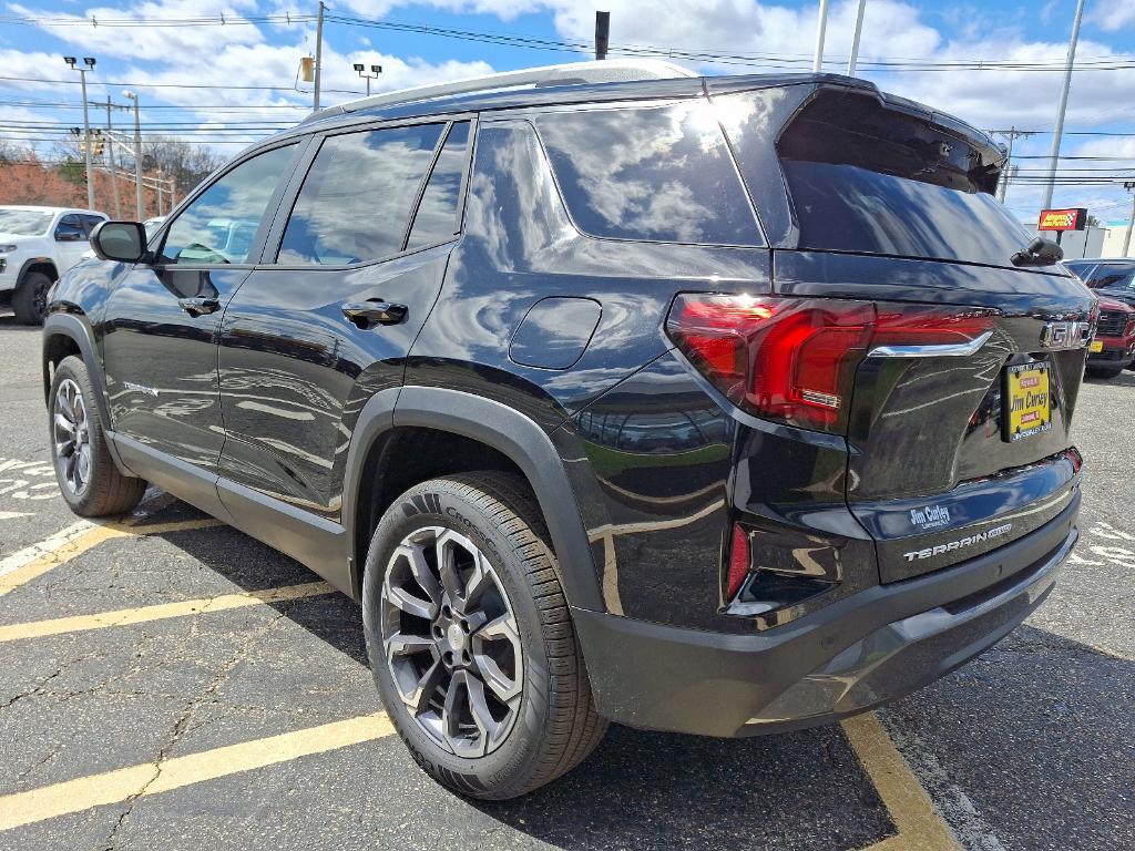 new 2025 GMC Terrain car, priced at $40,120