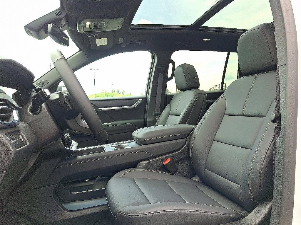 new 2025 GMC Acadia car, priced at $58,580
