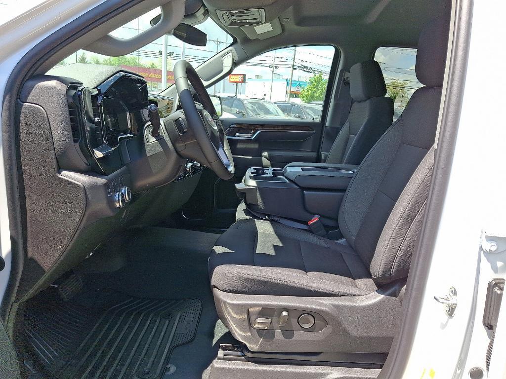 new 2025 GMC Sierra 1500 car, priced at $54,295