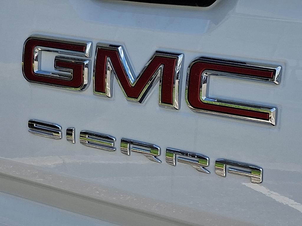 new 2025 GMC Sierra 1500 car, priced at $54,295