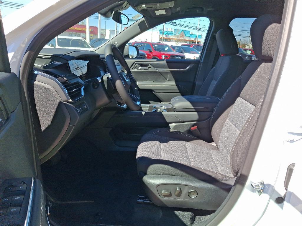 new 2025 GMC Acadia car, priced at $46,645