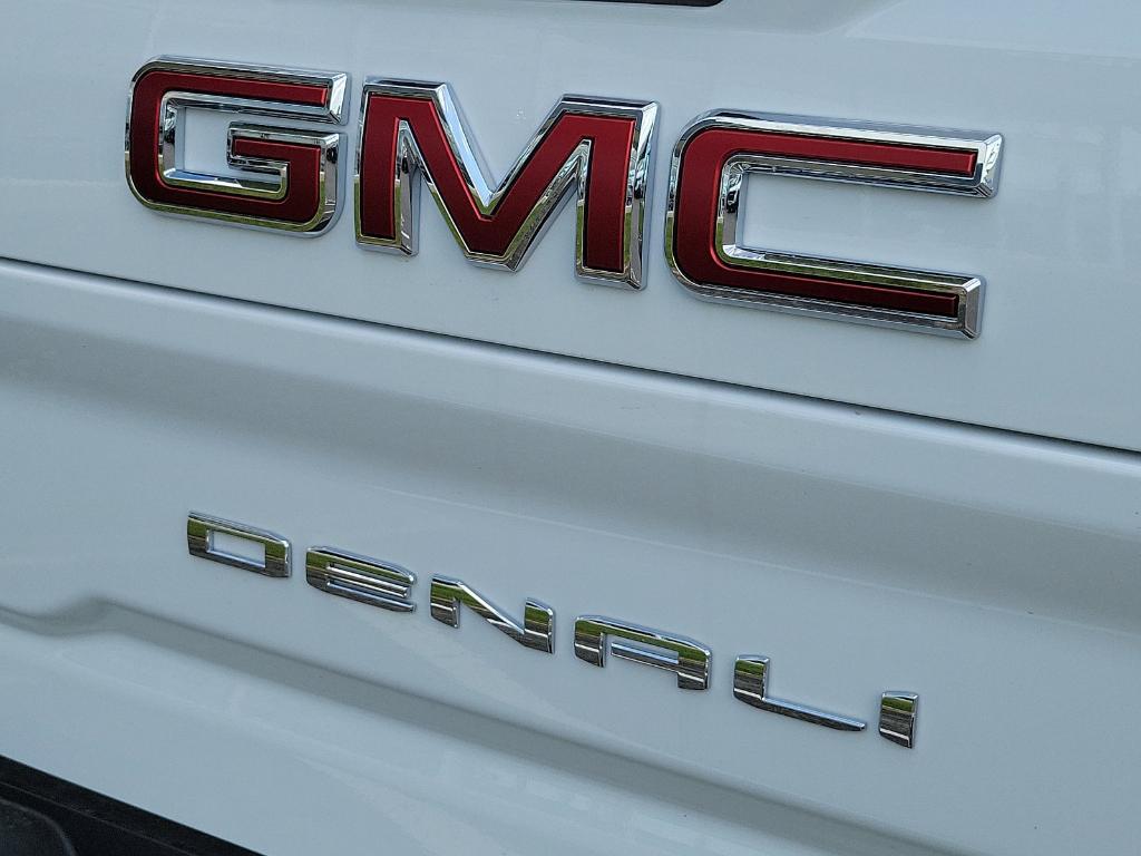 new 2024 GMC Sierra 2500 car, priced at $88,035