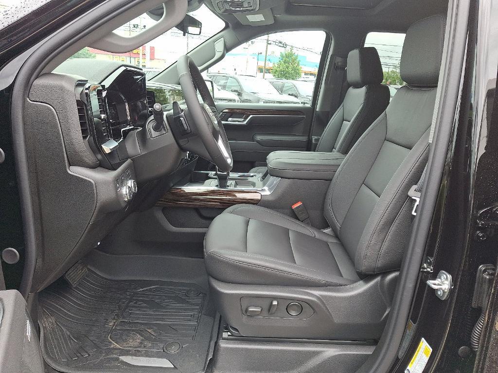 new 2025 GMC Sierra 1500 car, priced at $67,525