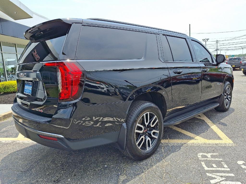 used 2022 GMC Yukon XL car, priced at $53,987