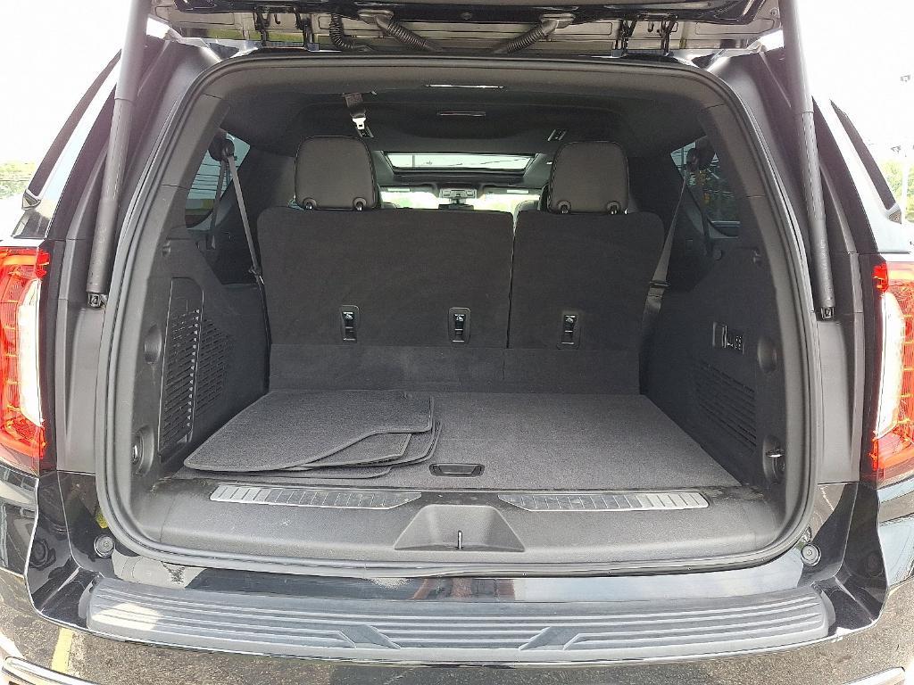 used 2022 GMC Yukon XL car, priced at $53,987