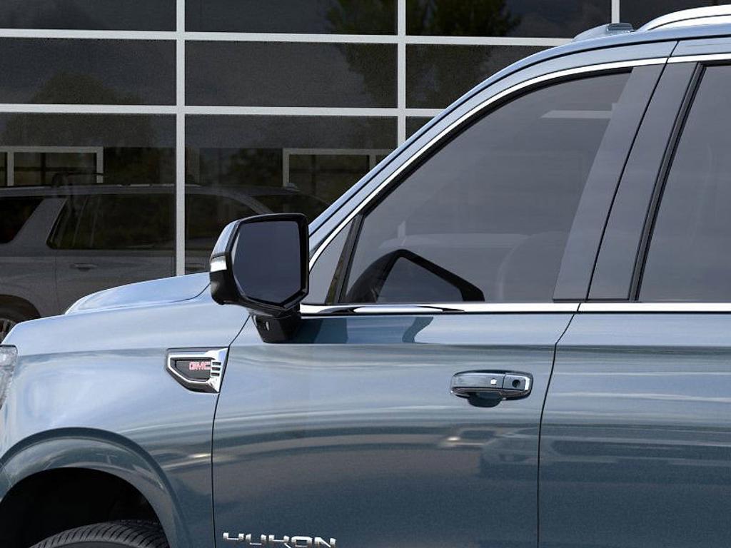 new 2025 GMC Yukon XL car, priced at $78,305