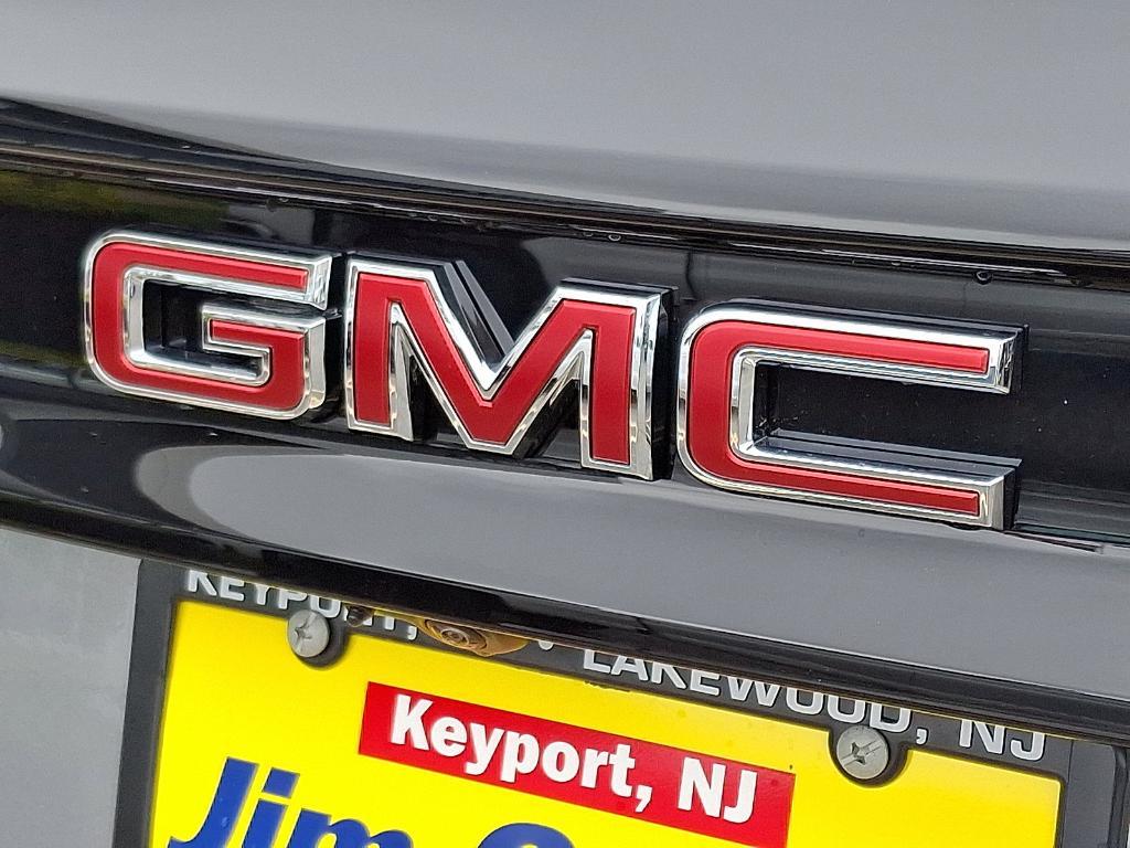 new 2025 GMC Acadia car, priced at $49,525