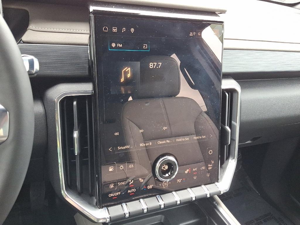 new 2025 GMC Acadia car, priced at $49,525