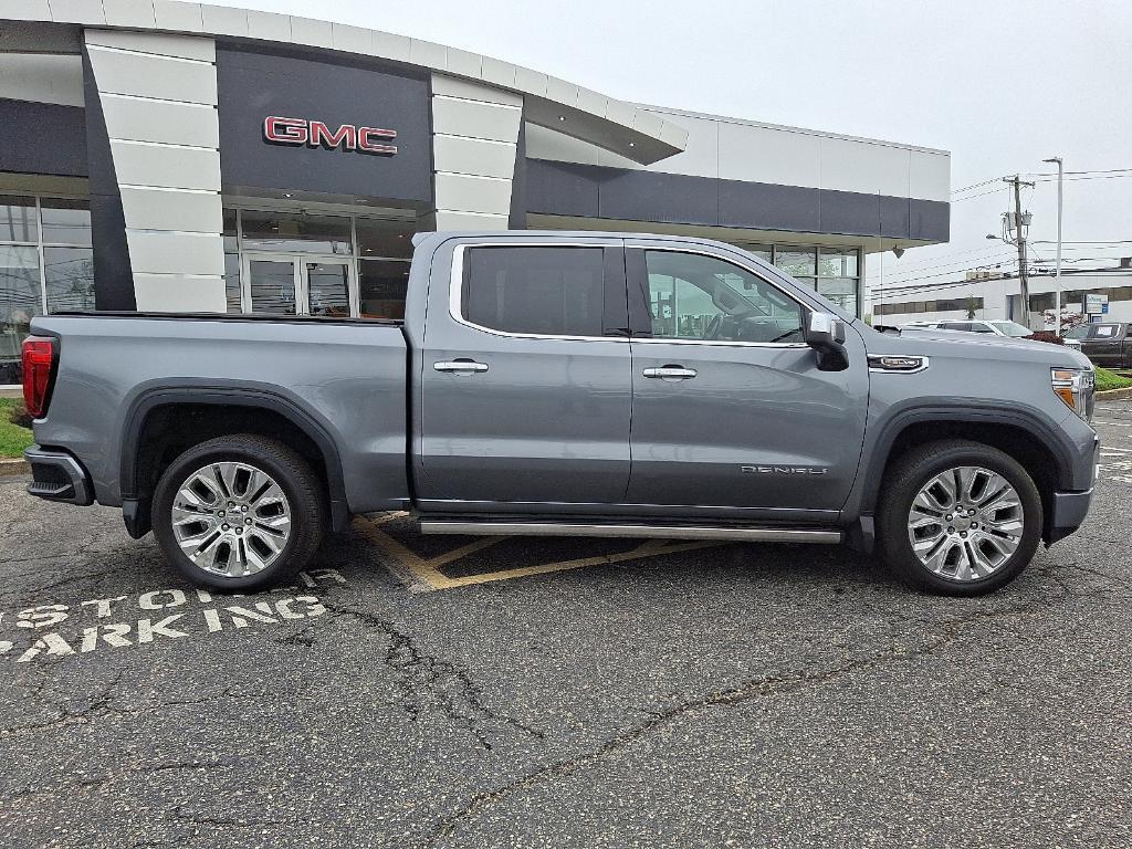 used 2020 GMC Sierra 1500 car, priced at $38,232