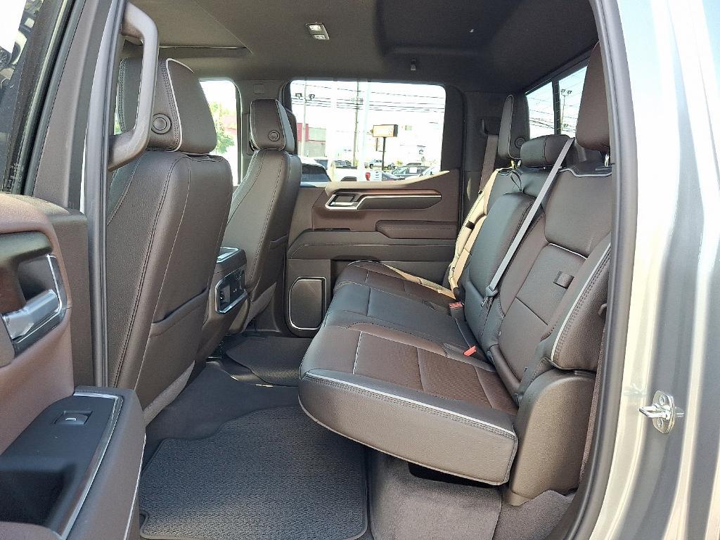 new 2026 GMC Sierra 1500 car, priced at $80,090
