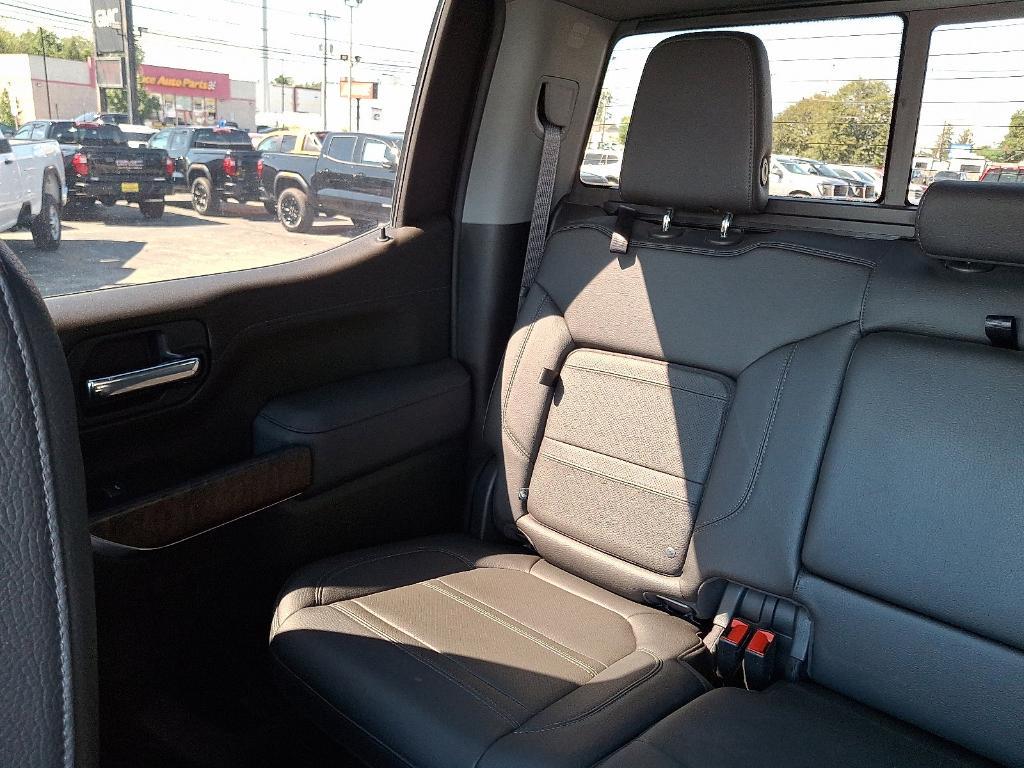 used 2022 GMC Sierra 1500 Limited car, priced at $35,336