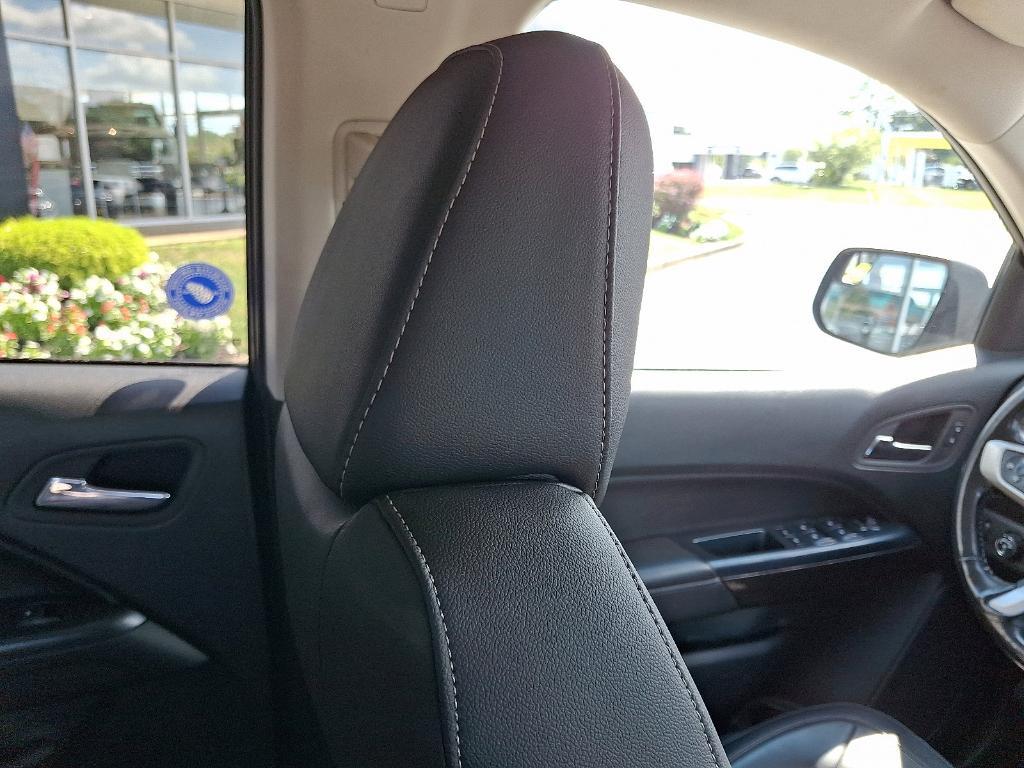 used 2022 GMC Canyon car, priced at $29,624