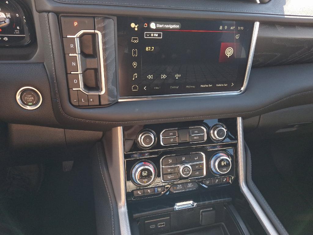 new 2024 GMC Yukon XL car, priced at $87,260