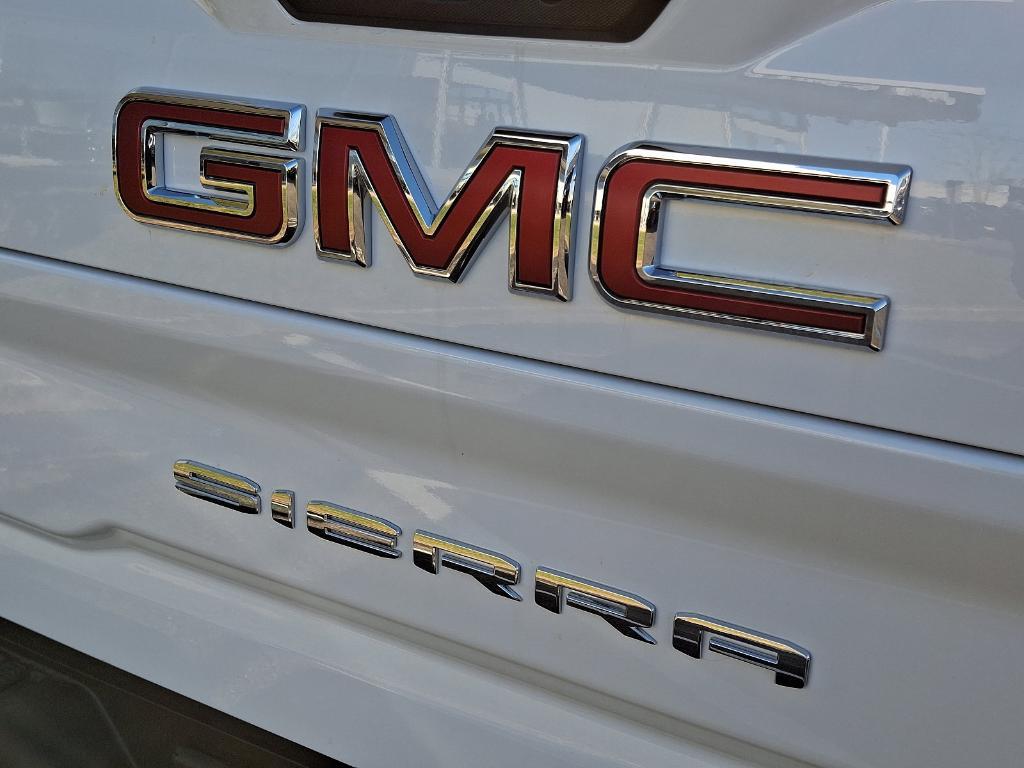 new 2025 GMC Sierra 2500 car, priced at $64,625