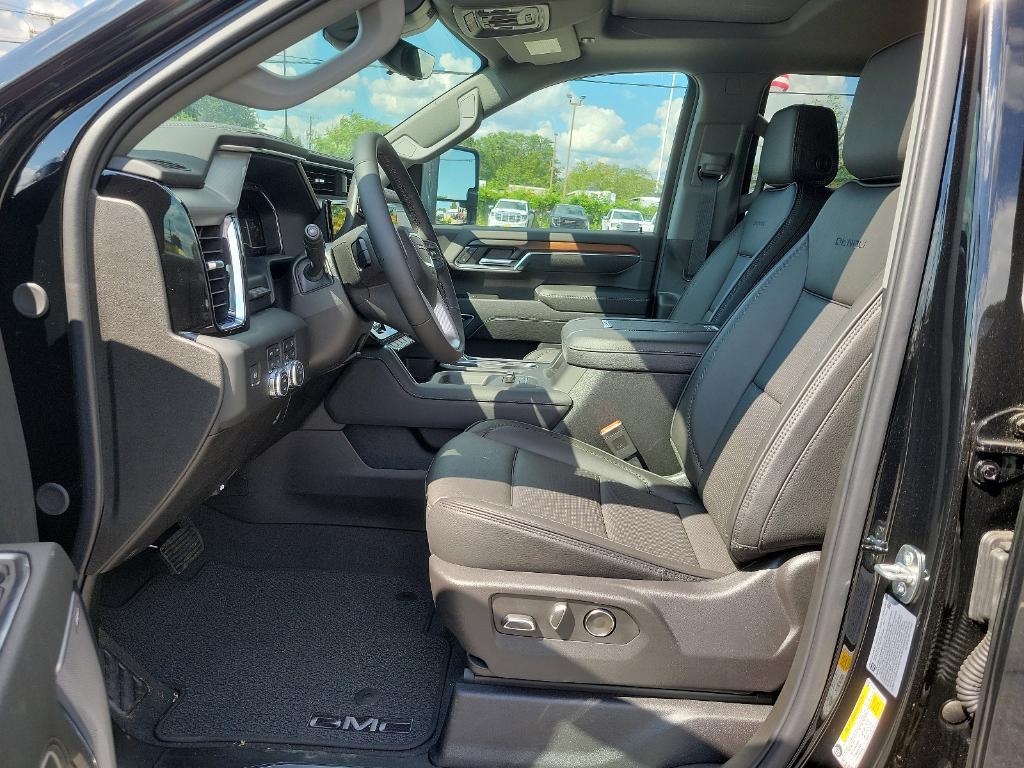 new 2024 GMC Sierra 2500 car, priced at $88,995
