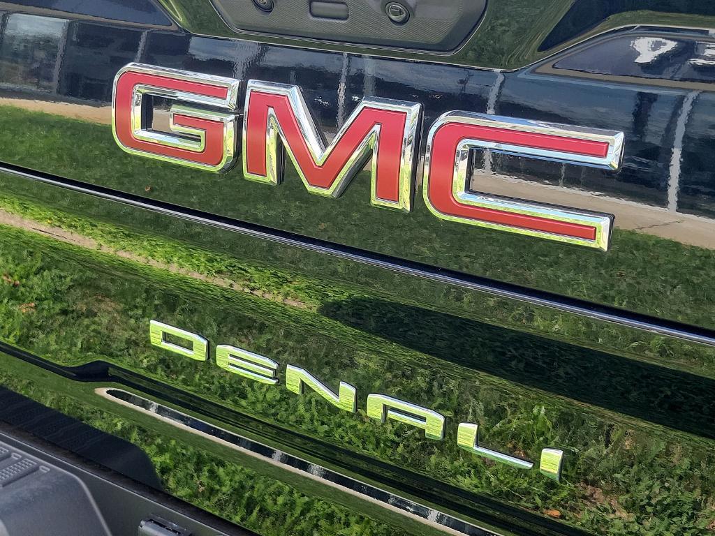 new 2024 GMC Sierra 2500 car, priced at $88,995