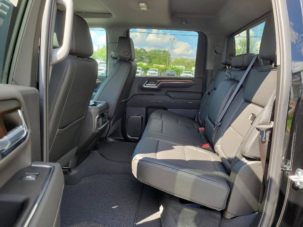 new 2024 GMC Sierra 2500 car, priced at $88,995