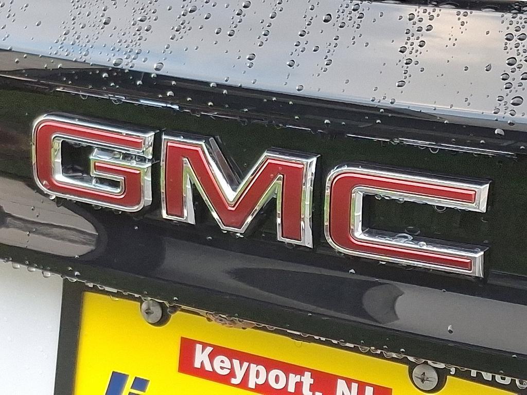 new 2026 GMC Acadia car, priced at $51,920