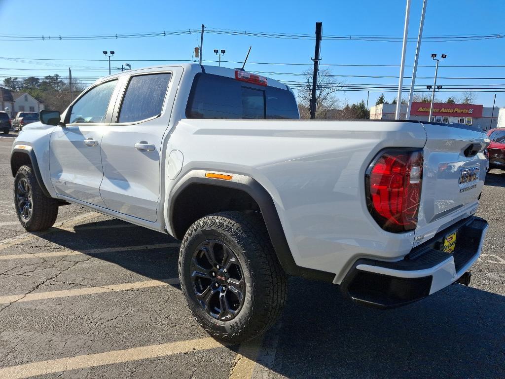 new 2025 GMC Canyon car, priced at $42,080