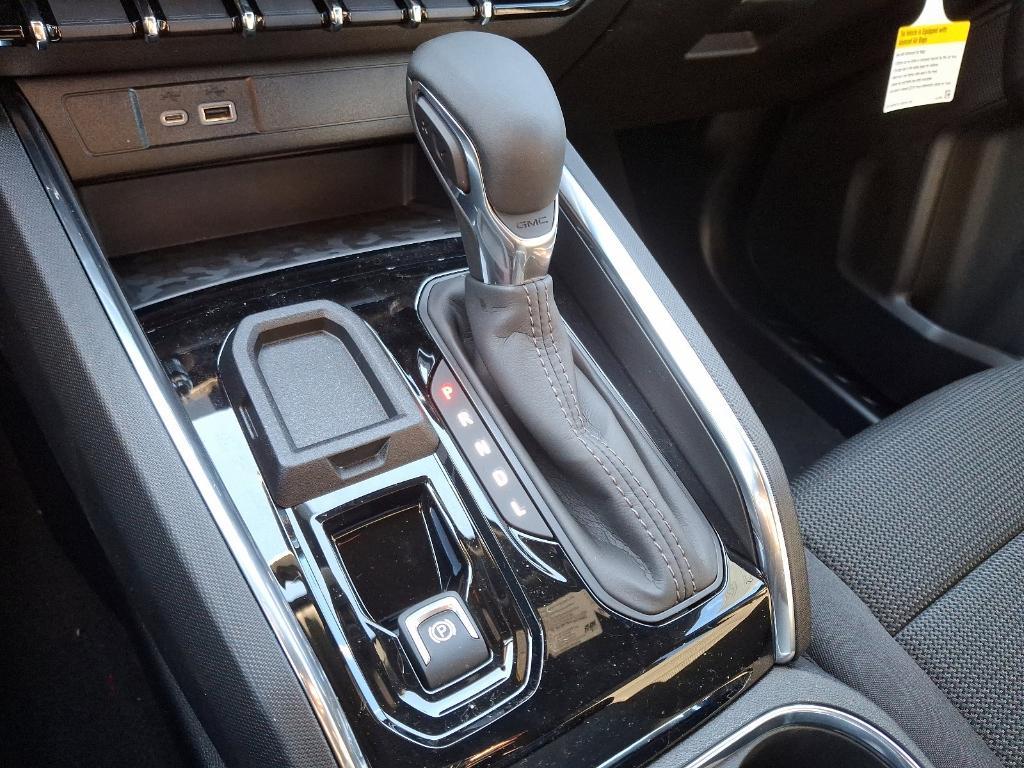 new 2025 GMC Canyon car, priced at $42,080