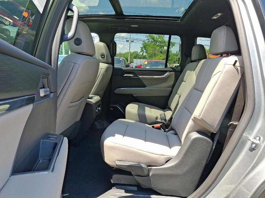 new 2025 GMC Acadia car, priced at $51,925