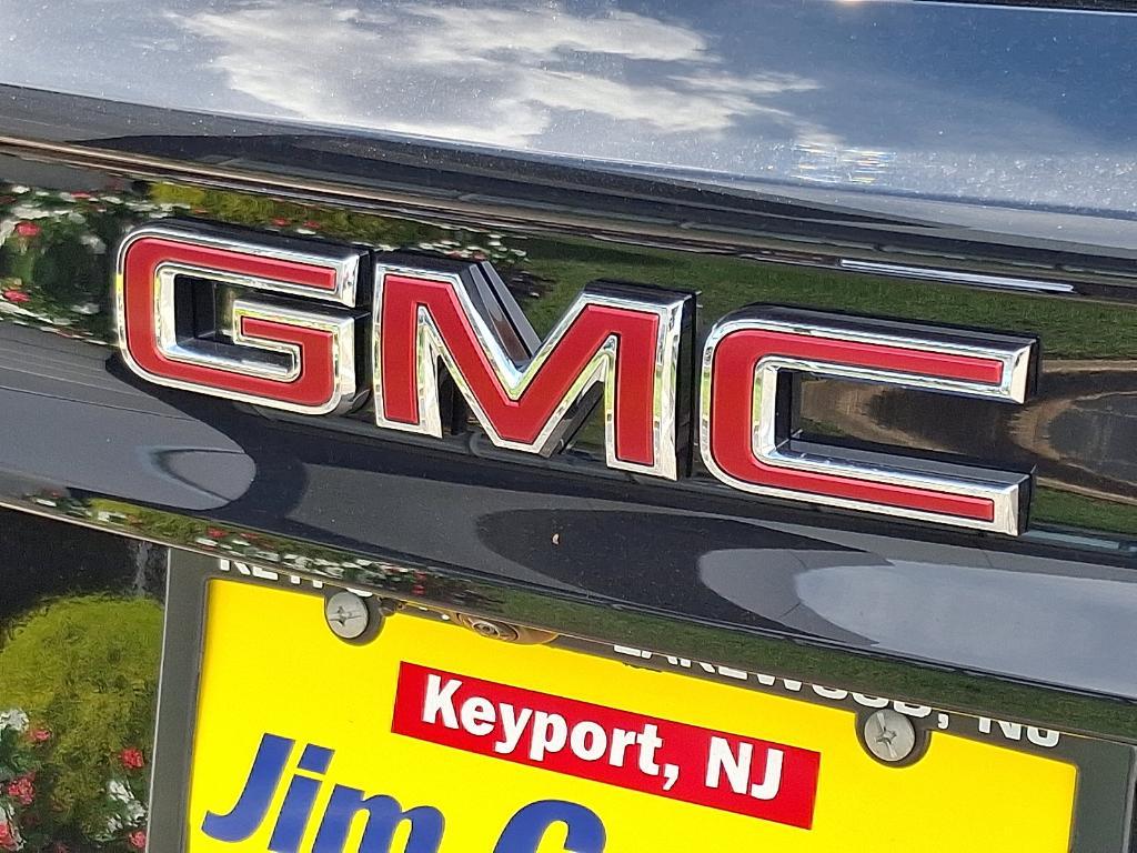 new 2026 GMC Acadia car, priced at $46,799