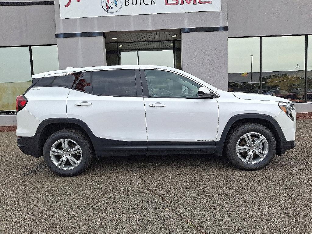 used 2022 GMC Terrain car, priced at $21,138