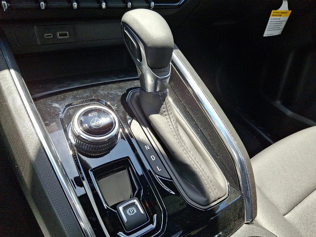 new 2025 GMC Canyon car, priced at $50,065