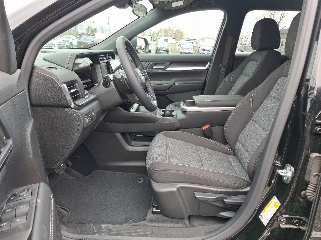 new 2025 GMC Terrain car, priced at $33,890