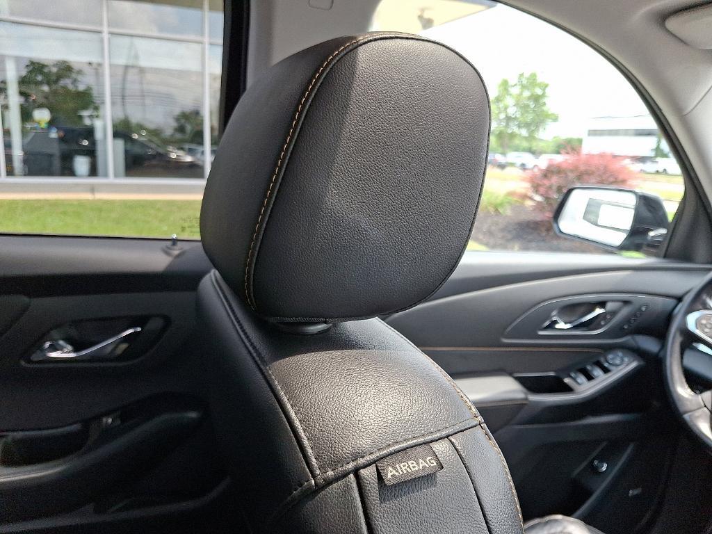 used 2020 Chevrolet Traverse car, priced at $26,292