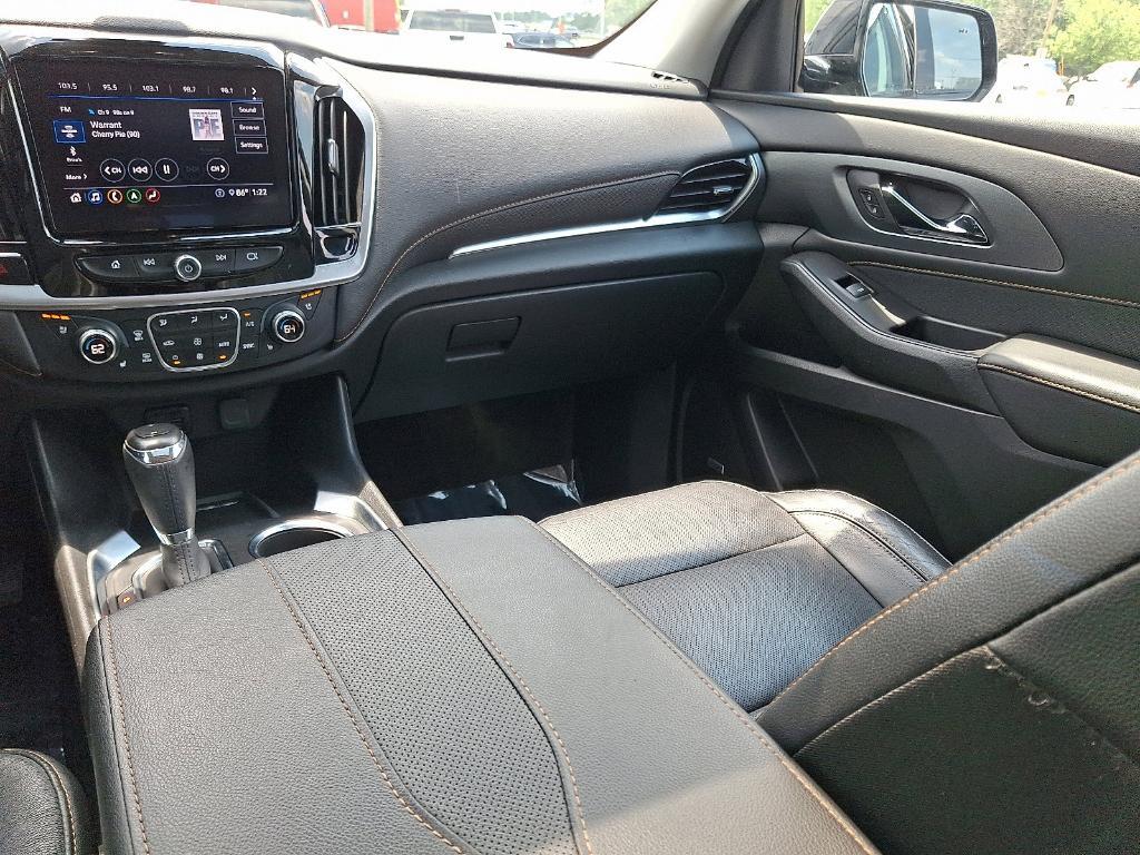 used 2020 Chevrolet Traverse car, priced at $26,292