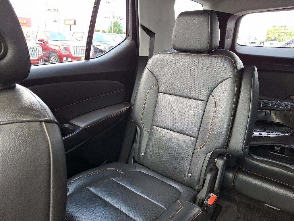 used 2020 Chevrolet Traverse car, priced at $26,292