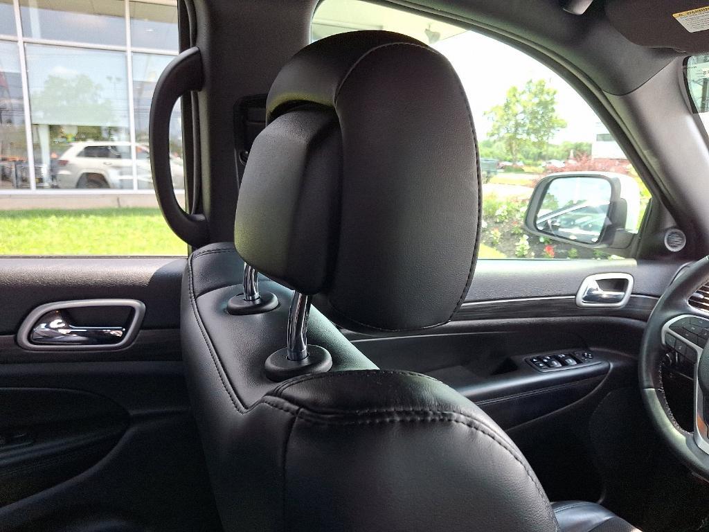used 2021 Jeep Grand Cherokee car, priced at $22,706