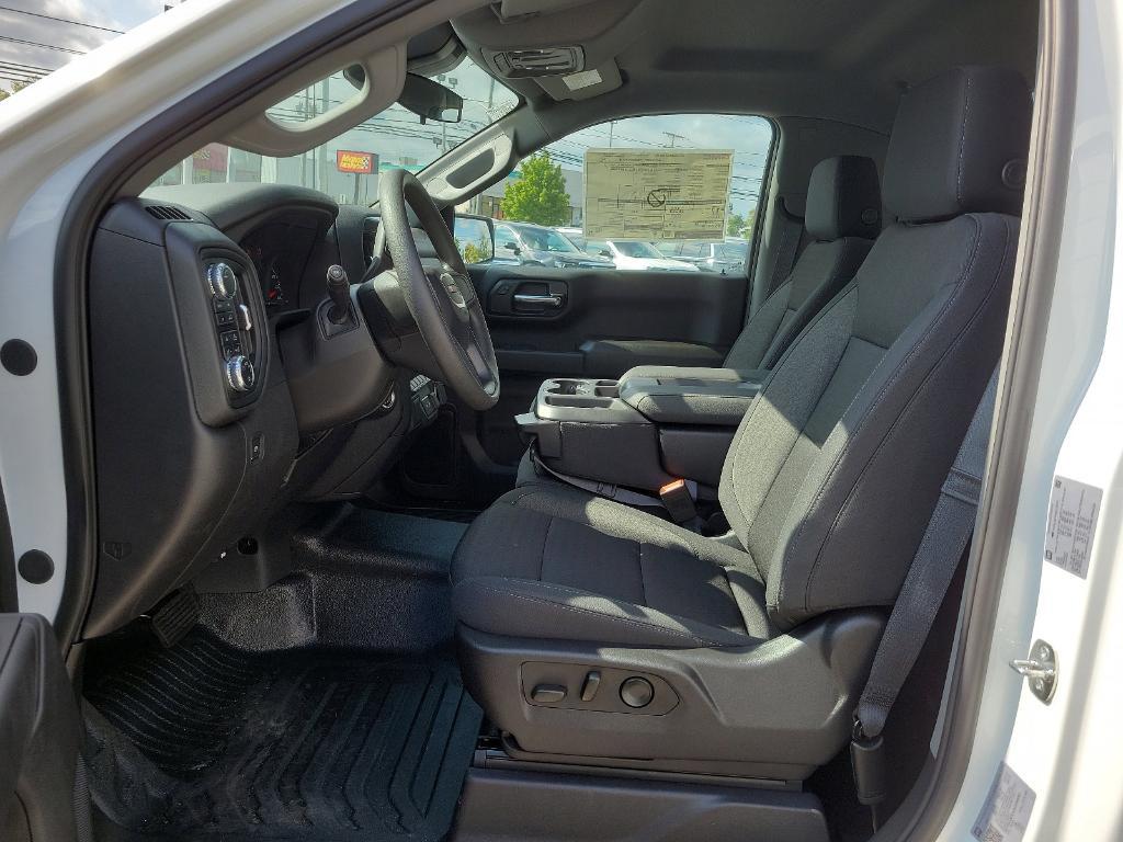 new 2024 GMC Sierra 1500 car, priced at $48,615