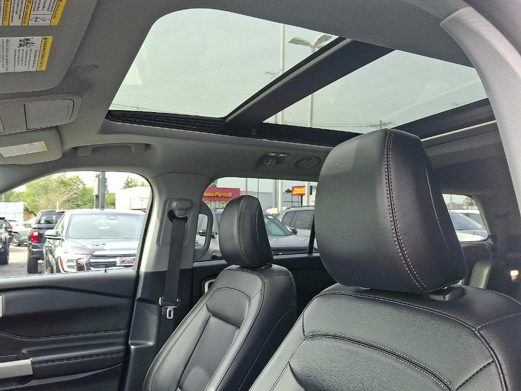 used 2021 Ford Explorer car, priced at $22,662