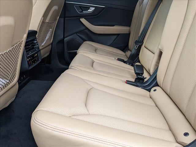 new 2025 Audi Q7 car, priced at $80,694