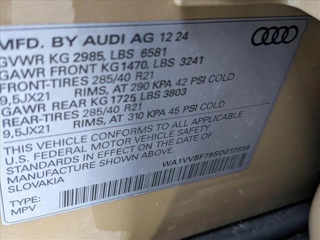 new 2025 Audi Q7 car, priced at $80,694