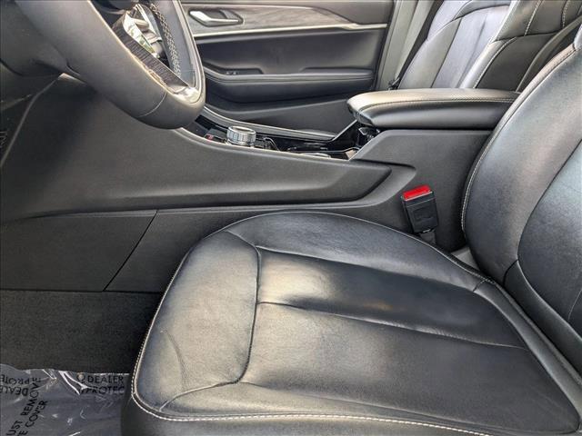 used 2023 Jeep Grand Cherokee car, priced at $19,489