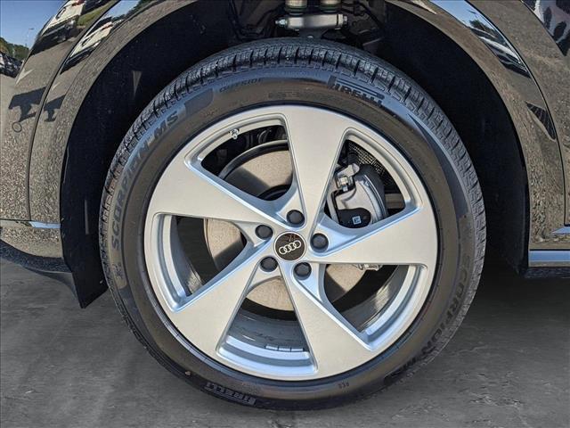 new 2025 Audi Q5 car, priced at $60,975