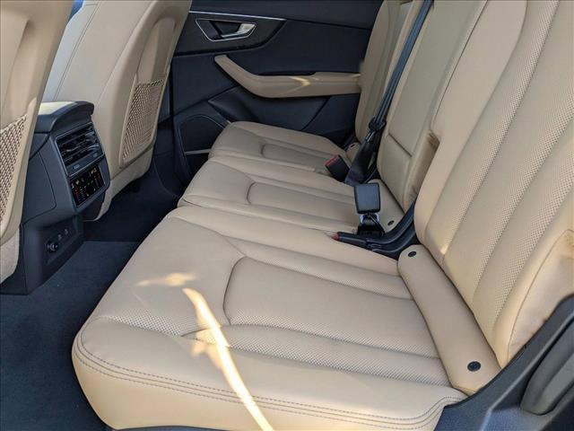 new 2025 Audi Q7 car, priced at $76,205